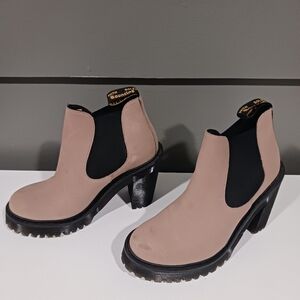 Dr Martens Hurston Tan Suede Heeled Chelsea Boot - Size 5